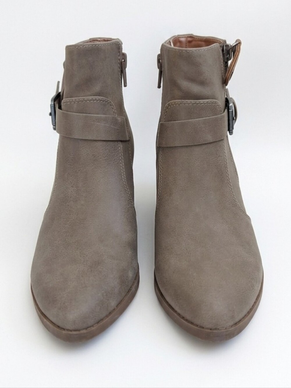 Indigo Rd. Taupe Faux Suede Buckle Ankle Booties Size 8